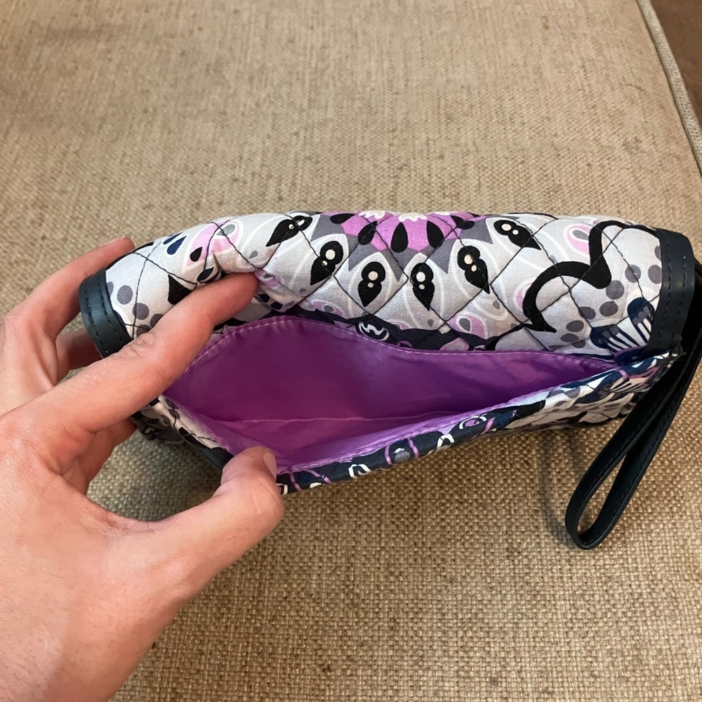 Vera Bradley black purple and white wristlet - Picture 7 of 7